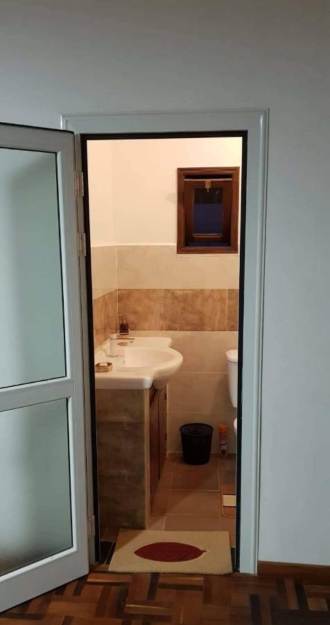 איבאטו Chambre D'Hotes Valiha מראה חיצוני תמונה